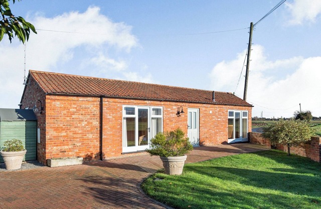 2 bedroom accommodation in Wisbech