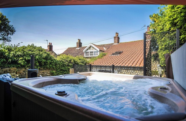 2 bedroom accommodation in Welburn, near York