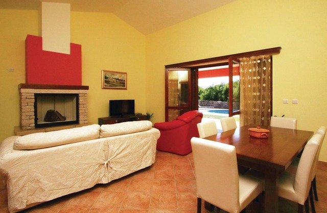 2 bedroom accommodation in Trget