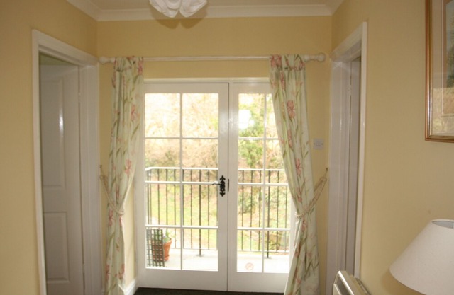 2 Bedroom Accommodation in Two Acres Of Gardens on edge of village of Blisland