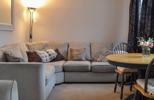 2 bedroom accommodation in Ely