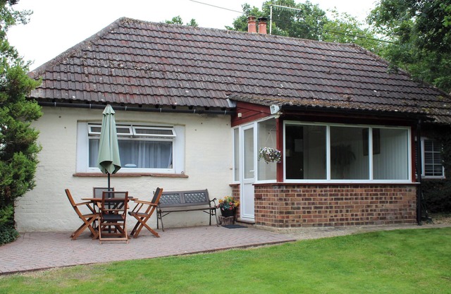 2 bedroom accommodation in Shobley, near Ringwood
