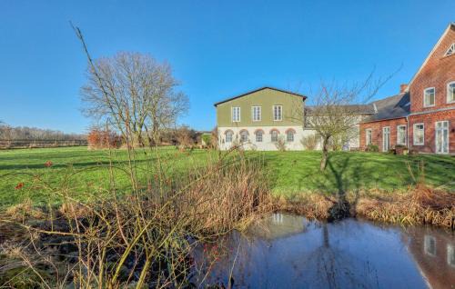 2 Bedroom Amazing Apartment In Westerholz