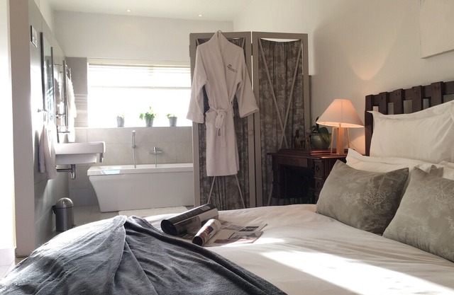 2 bedroom and 2 bathroom in the Center of Cape Town