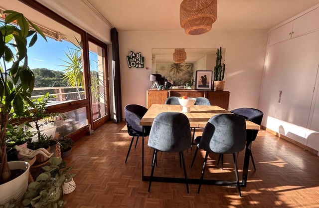 2 Bedroom Apartment in Aix-en-Provence