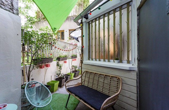2 Bedroom Apartment in Paris