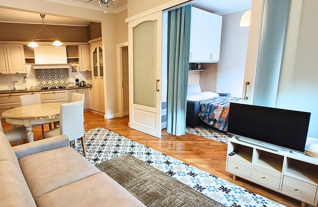 2 bedroom apartment in rome
