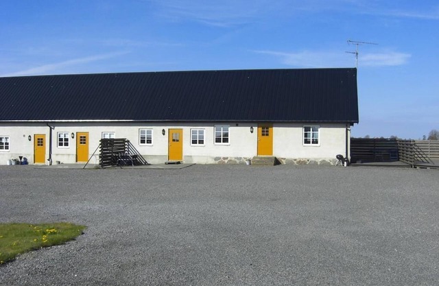 2 bedroom apartment in Löderup