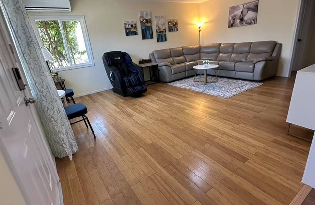 2-bedroom apartment in charming San Gabriel with AC, WiFi