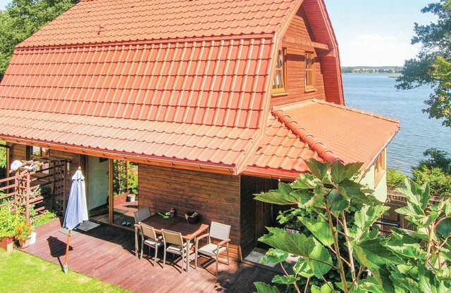 2 bedroom awesome home in Stawiguda