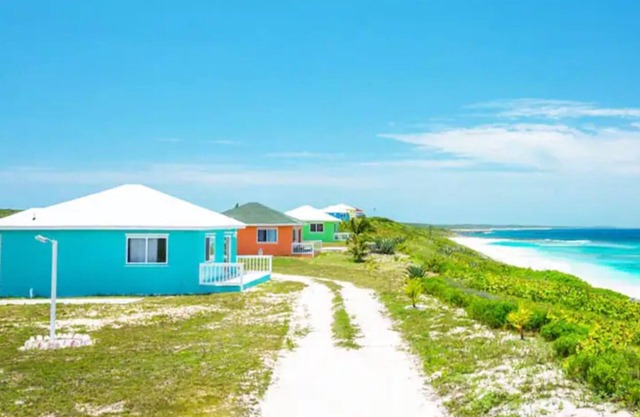 2 Bedroom, Beach Cottage