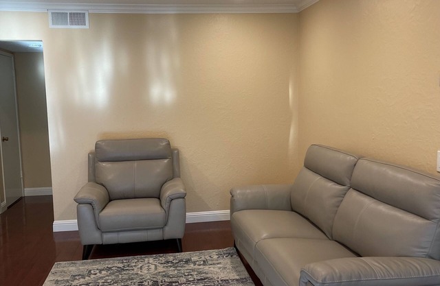 2 Bedroom Condo in the heart of Silicon Valley (Sunnyvale)