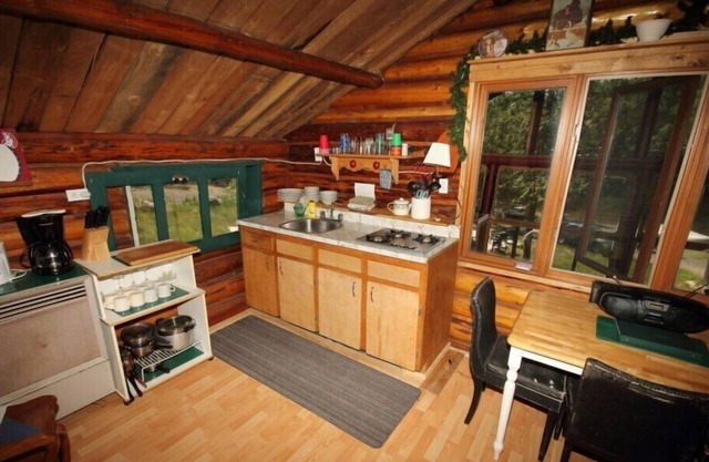 2 Bedroom Cottage - Rustic "A Frame " Log style-Marten River, ON Olive the Lake Cottage #2