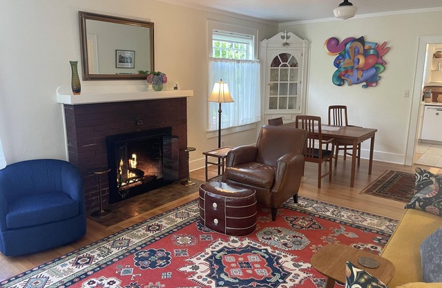 2 Bedroom Cottage Vacation Rental Near OSU