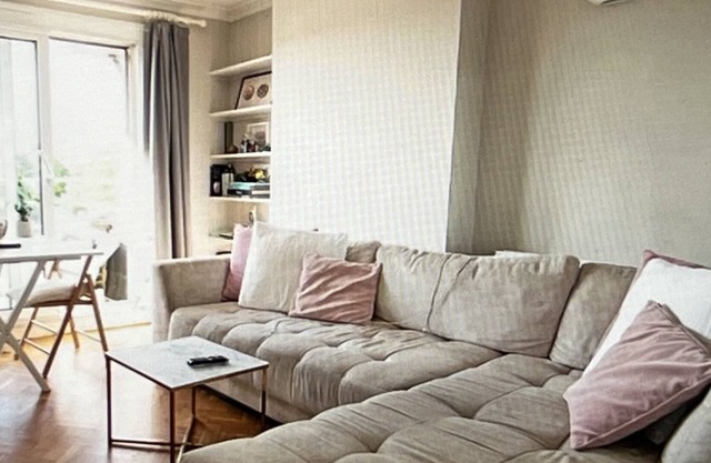 2 BEDROOM FLAT IN RICHMOND SLEEPS 4 now being refurbished