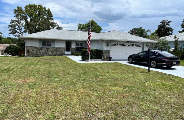 2-bedroom house in Beverly Hills FL , Minutes from scenic Crystal River