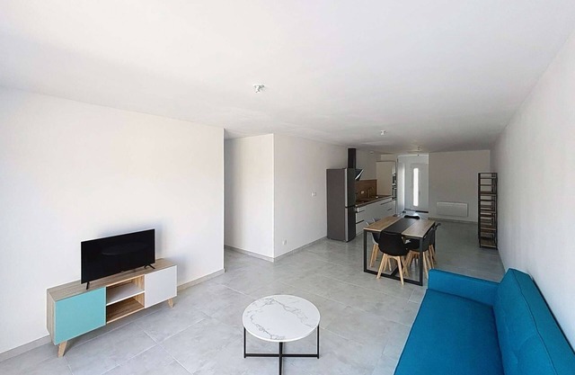 2-bedroom house, sleeps 6
