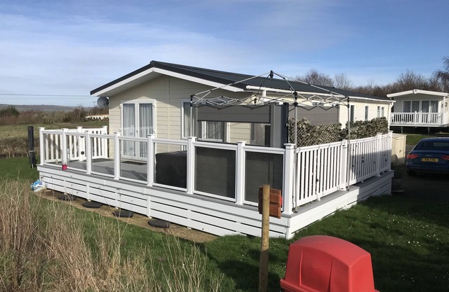 2 Bedroom Lodge, OG30, Lower Hyde, Shanklin, Isle of Wight