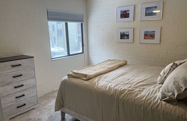 2 bedroom + loft w/AC close to it all!
