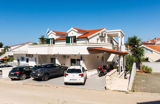 2 bedroom lovely apartment in Hvar