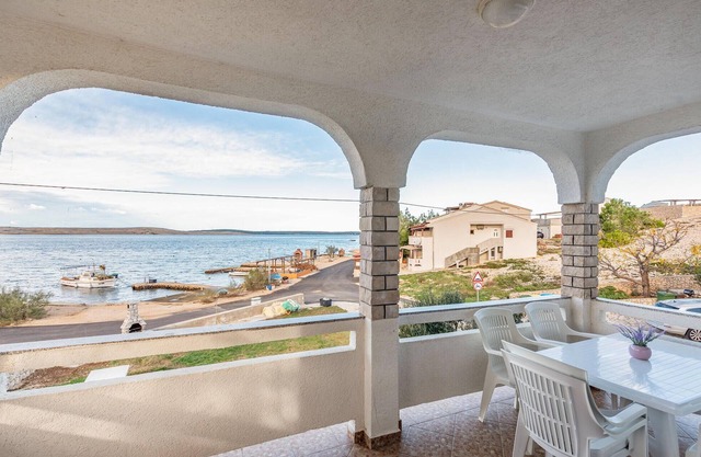 2 bedroom nice apartment in Kustici