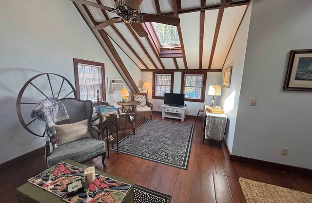 2 Bedroom Oasis, Ogunquit
