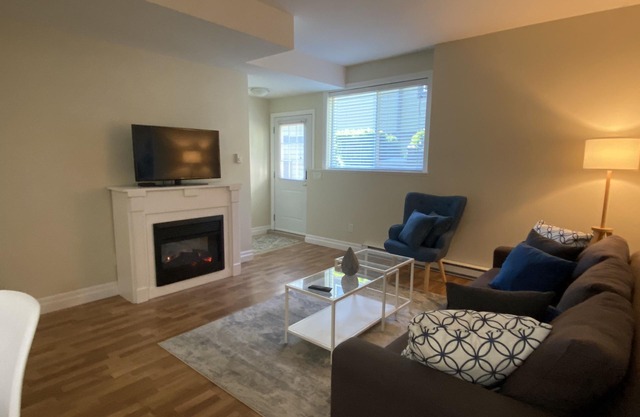 2 bedroom private Ledgeview mountain suite