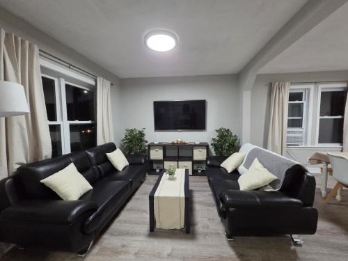 2 Bedroom's, 1 Bathroom,10min-Airport & Boston, 7min-EncoreCasino