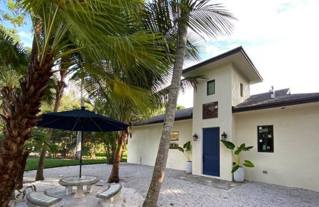 2 Bedroom Single family 433192 by Houzlet