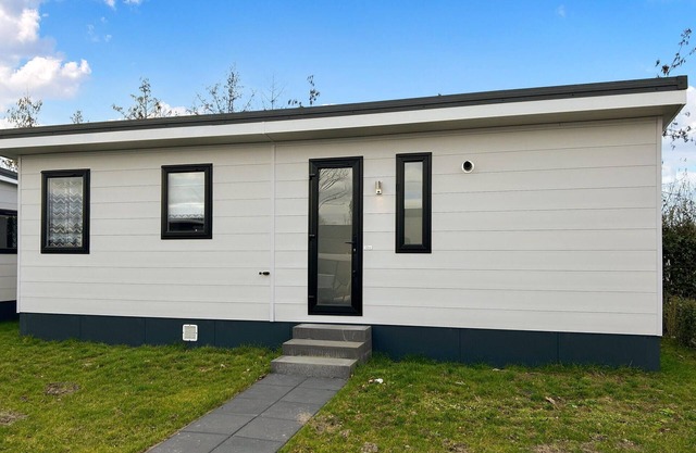 2 bedroom stunning home in Scherpenisse