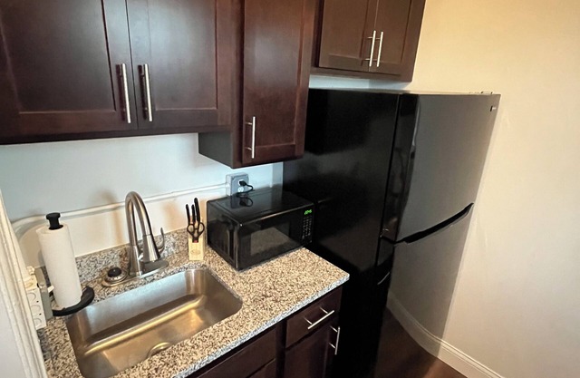 2 Bedroom Stylish Apartment