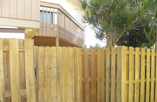2 Bedroom Townhome 99488 by Houzlet