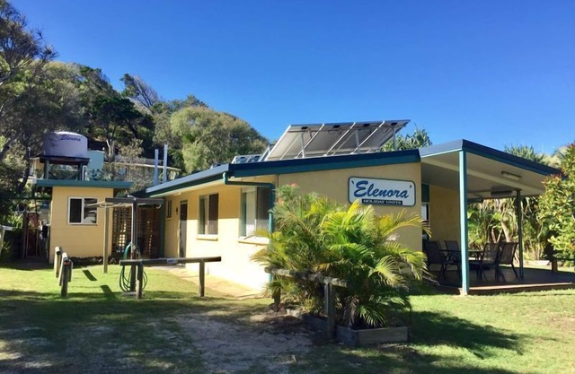 2 bedroom unit that sleeps 5 people
