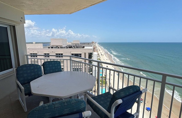 2-bedroom condo in delightful Daytona Beach Shores, Ocean Front, unending views.