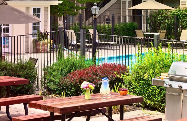 2 Bedroom x 2 Bathroom in Malvern, PA