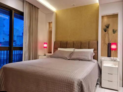 2 bedrooms 2 baths apartment. 3 blocks from Ipanema beach. Prime location.