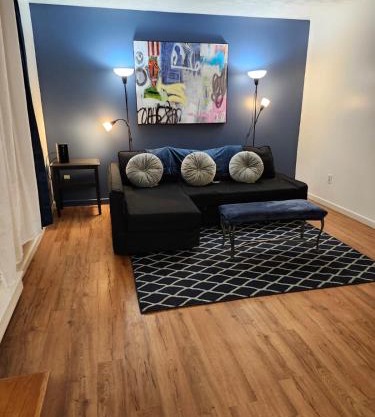 2 bedrooms house in Coldbrooke