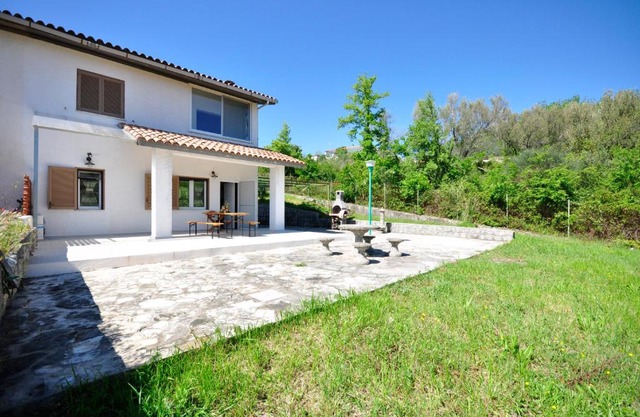 2 bedrooms house with enclosed garden at Scario 3 km away from the beach