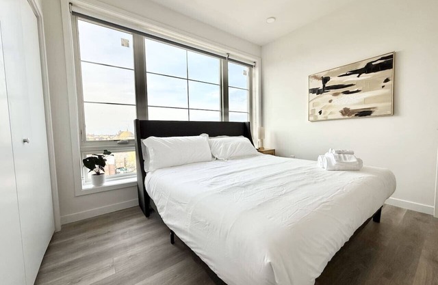 2 BR in the heart of an old city