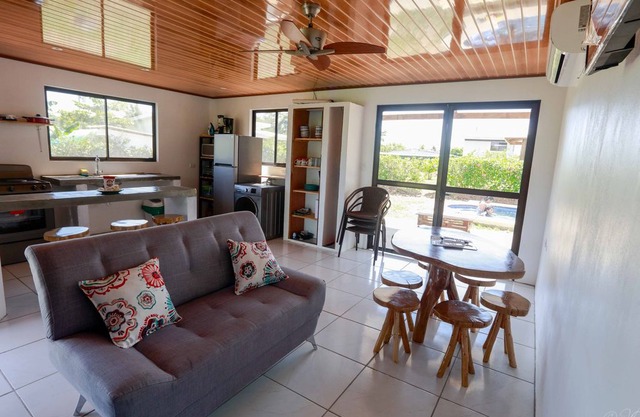 2 Comfortable New Villas Near Pacific, Private Pool with Waterfall