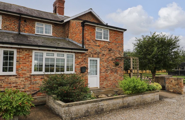 2 CROSSLANDS, with a garden in Stockton-On-The-Forest