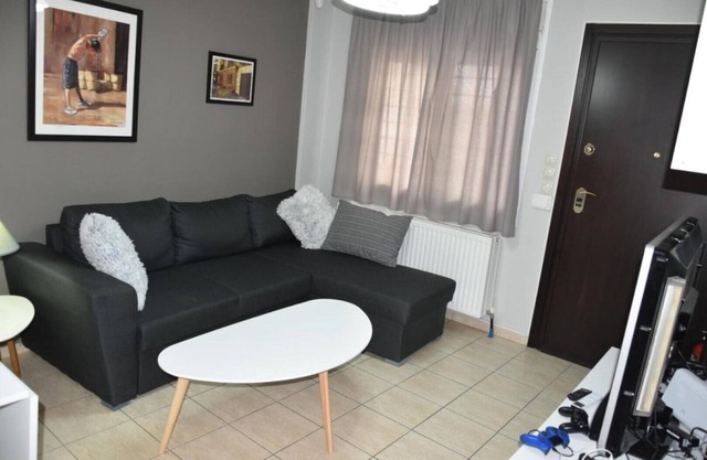 2 Doors - Cozy Apartment