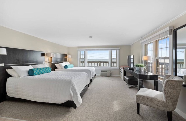 2 Double Bed Oceanview Stay + Shared Deck