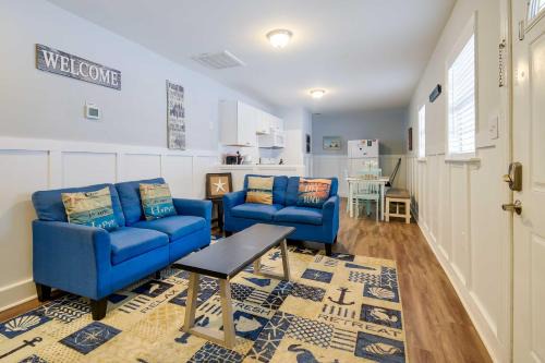 2 Mi to Barefoot Landing Family Retreat