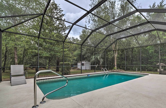 2 Mi to Golfing: Luxe House w/Lanai + Pool