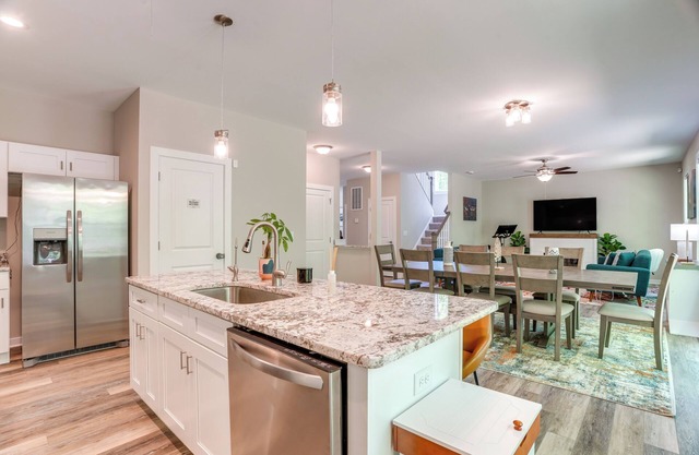 2 Mi to Lake Access: Pet-Friendly Bumpass Retreat!