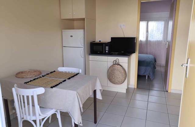 2-person apartment Ground floor near center