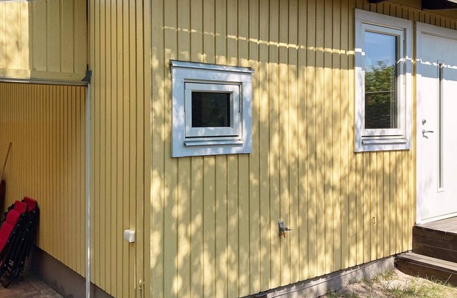 2 person holiday home in FALKENBERG-By Traum