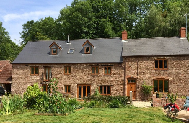 2 self contained bedrooms with private garden in beautiful old mill.