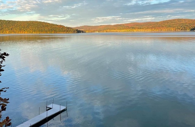 2 Serene Lake Houses on Otsego Lake, w/stunning views, Cooperstown at its best!